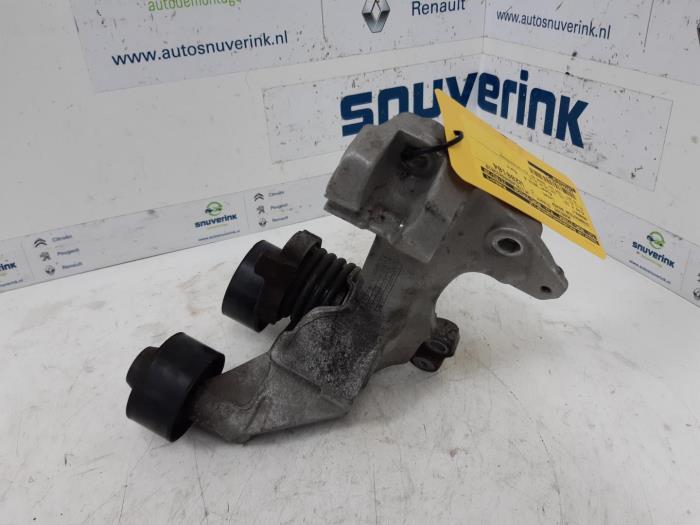 Gebrauchte Dynamostütze oben Renault Clio IV Estate/Grandtour (7R) 0.9 Energy TCE 12V Preis € 10,33 Margenregelung angeboten von Snuverink Autodemontage