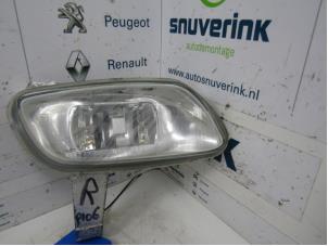 Used Fog light, front right Peugeot 106 II 1.0 Price on request offered by Snuverink Autodemontage