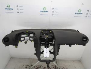 Used Dashboard Opel Corsa D 1.2 16V ecoFLEX Bi-Fuel Price € 150,00 Margin scheme offered by Snuverink Autodemontage