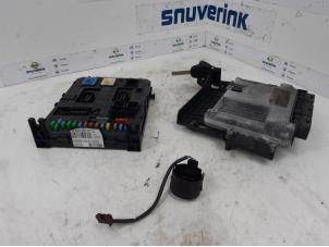 Usagé Calculateur moteur Citroen C5 III Tourer (RW) 1.6 HDiF 16V Prix € 210,00 Règlement à la marge proposé par Snuverink Autodemontage