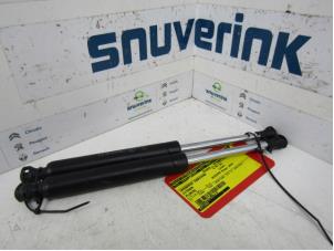 Used Convertible roof gas strut Citroen C3 Pluriel (HB) 1.4 Price on request offered by Snuverink Autodemontage