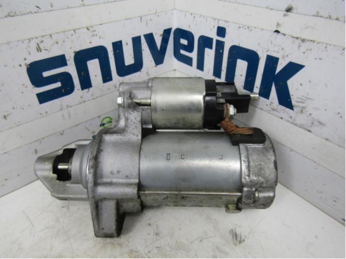 Begagnade Startmotor Mercedes C (W205) C-180 1.6 16V Pris € 30,00 Marginaltabell erbjuds av Snuverink Autodemontage