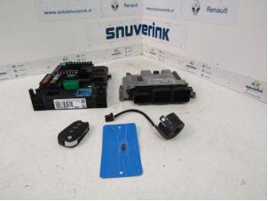 Used Engine management computer Peugeot 208 I (CA/CC/CK/CL) 1.4 HDi Price € 250,00 Margin scheme offered by Snuverink Autodemontage