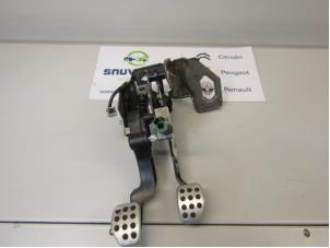 Used Brake pedal Peugeot 208 I (CA/CC/CK/CL) 1.6 16V GTI Price € 55,00 Margin scheme offered by Snuverink Autodemontage