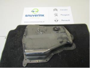 Used Sump Citroen DS5 (KD/KF) 2.0 165 HYbrid4 16V Price € 90,75 Inclusive VAT offered by Snuverink Autodemontage