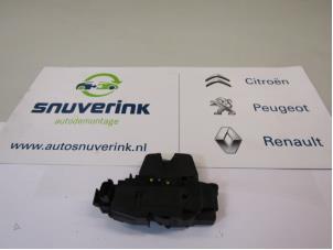 Used Tailgate lock mechanism Citroen C4 Picasso (3D/3E) 1.2 12V PureTech 130 Price € 24,00 Margin scheme offered by Snuverink Autodemontage