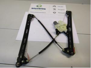 Used Window mechanism 4-door, front right Citroen C4 Picasso (3D/3E) 1.2 12V PureTech 130 Price € 80,00 Margin scheme offered by Snuverink Autodemontage