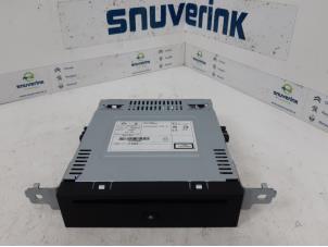 Used CD player Renault Megane IV Estate (RFBK) 1.5 Energy dCi 110 Price on request offered by Snuverink Autodemontage
