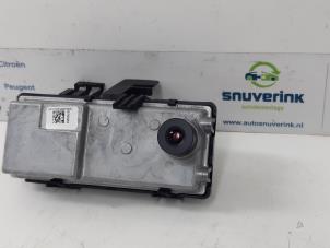 Używane Kamera przednia Renault Megane IV Estate (RFBK) 1.5 Energy dCi 110 Cena na żądanie oferowane przez Snuverink Autodemontage
