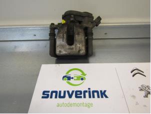 Used Rear brake calliper, left Renault Megane IV (RFBB) 1.3 TCe 140 16V Price € 115,00 Margin scheme offered by Snuverink Autodemontage