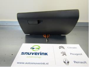 Used Glovebox Peugeot 308 (L3/L8/LB/LH/LP) 1.2 12V e-THP PureTech 110 Price € 50,00 Margin scheme offered by Snuverink Autodemontage