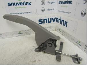 Used Parking brake lever Renault Zoé (AG) 65kW Price on request offered by Snuverink Autodemontage