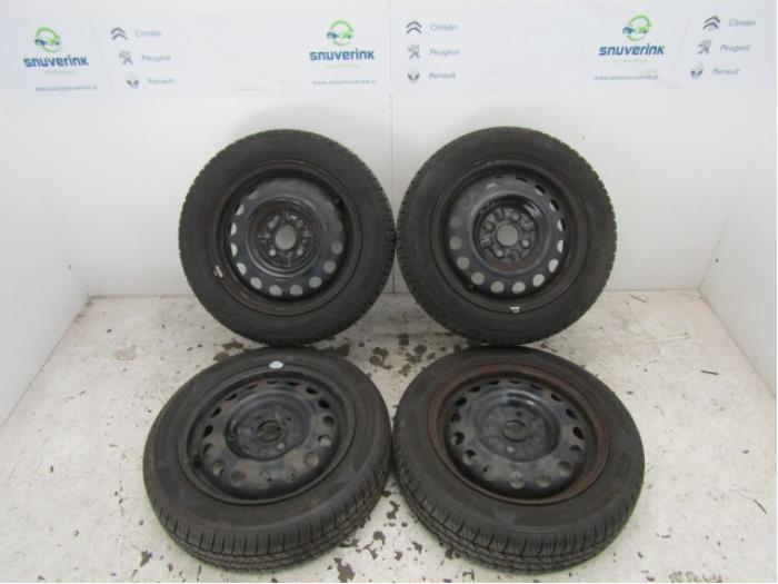 Set of wheels + tyres from a Citroen C1 2013