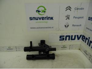 Used Thermostat housing Renault Trafic New (FL) 2.5 dCi 16V 145 Price on request offered by Snuverink Autodemontage