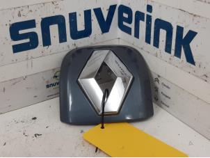 Used Tailgate handle Renault Clio II (BB/CB) 1.4 16V Price on request offered by Snuverink Autodemontage