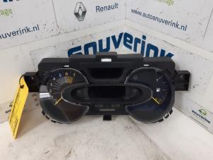 Usados Panel de instrumentación Renault Captur (2R) 1.2 TCE 16V EDC Precio € 125,00 Norma de margen ofrecido por Snuverink Autodemontage