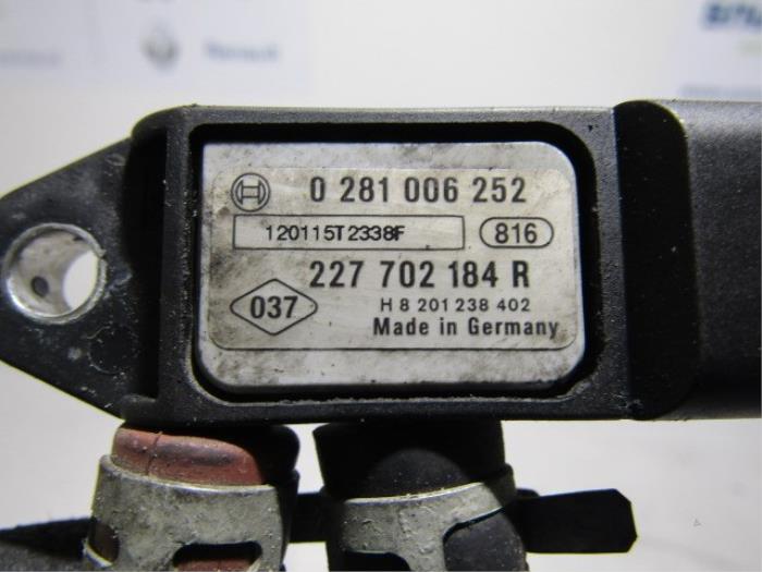 Rußfilter Sensor van een Renault Megane III Grandtour (KZ) 1.5 dCi 110 2012