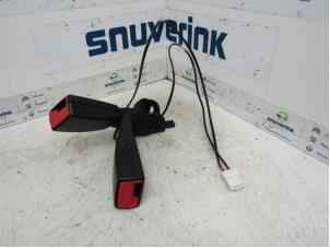 Used Rear seatbelt buckle, right Citroen C4 Cactus (0B/0P) 1.2 PureTech 110 12V Price € 40,00 Margin scheme offered by Snuverink Autodemontage