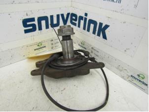 Used Rear axle journal Renault Megane III Grandtour (KZ) 1.4 16V TCe 130 Price on request offered by Snuverink Autodemontage