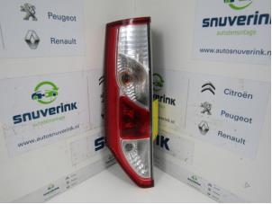 Used Taillight, left Renault Kangoo Express (FW) 1.5 dCi 90 FAP Price € 78,65 Inclusive VAT offered by Snuverink Autodemontage