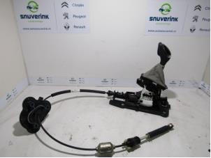 Used Gear stick Renault Zoé (AG) 65kW Price on request offered by Snuverink Autodemontage