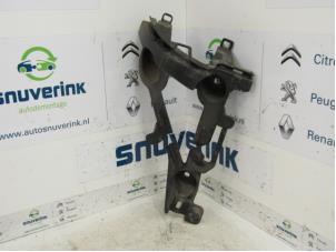Used Rear bumper bracket, left Peugeot 2008 (CU) 1.6 e-HDi FAP Price on request offered by Snuverink Autodemontage