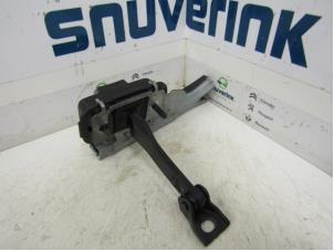 Used Rear door stop 4-door, left Peugeot 2008 (CU) 1.6 HDiF 16V Price on request offered by Snuverink Autodemontage