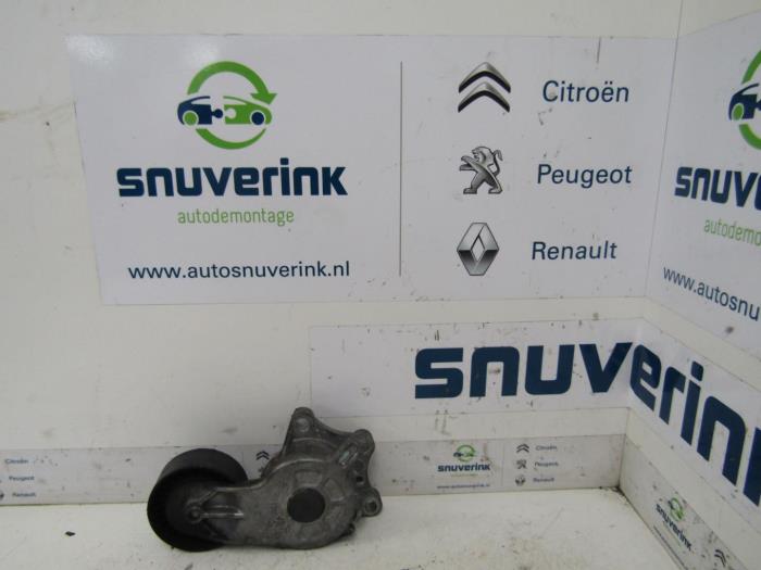 Usados Rodillo tensor correa múltiple Peugeot 208 I (CA/CC/CK/CL) 1.4 HDi Precio € 37,00 Norma de margen ofrecido por Snuverink Autodemontage