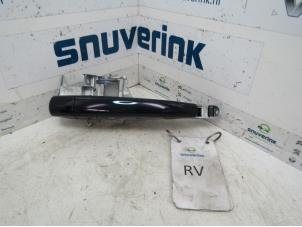 Used Front door handle 4-door, right Peugeot 208 I (CA/CC/CK/CL) 1.2 Vti 12V PureTech 82 Price € 25,00 Margin scheme offered by Snuverink Autodemontage