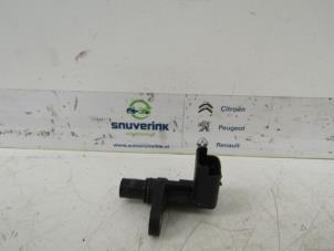 Begagnade Kamaxelsensor Peugeot 208 I (CA/CC/CK/CL) 1.6 Vti 16V Pris € 20,00 Marginaltabell erbjuds av Snuverink Autodemontage