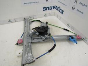 Used Window mechanism 2-door, front right Peugeot 208 I (CA/CC/CK/CL) 1.6 Vti 16V Price € 60,00 Margin scheme offered by Snuverink Autodemontage