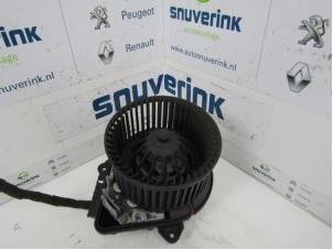 Używane Silnik wentylatora nagrzewnicy Citroen Saxo 1.4i SX,VSX Cena € 35,00 Procedura marży oferowane przez Snuverink Autodemontage