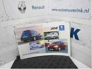 Used Instruction Booklet Peugeot 206 (2A/C/H/J/S) 1.4 HDi Price on request offered by Snuverink Autodemontage
