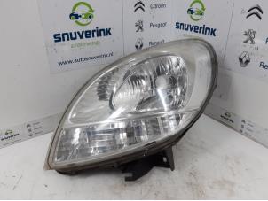 Used Headlight, left Nissan Kubistar (F10) 1.5 dCi 80 Price € 36,30 Inclusive VAT offered by Snuverink Autodemontage