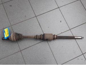 Used Front drive shaft, right Peugeot 205 II (20A/C) 1.1 XE,GE,XL,GL,XR,GR Price on request offered by Snuverink Autodemontage