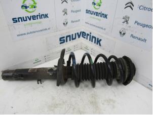 Used Front shock absorber rod, left Citroen DS3 (SA) 1.6 e-HDi Price € 30,00 Margin scheme offered by Snuverink Autodemontage