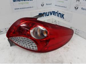 Used Taillight, right Peugeot 206+ (2L/M) 1.4 XS Price € 30,00 Margin scheme offered by Snuverink Autodemontage