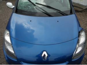 Used Bonnet Renault Clio III (BR/CR) 1.2 16V TCe 100 Price € 60,00 Margin scheme offered by Snuverink Autodemontage