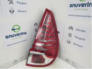 Used Taillight, right Renault Scénic III (JZ) 1.4 16V TCe 130 Price € 40,00 Margin scheme offered by Snuverink Autodemontage