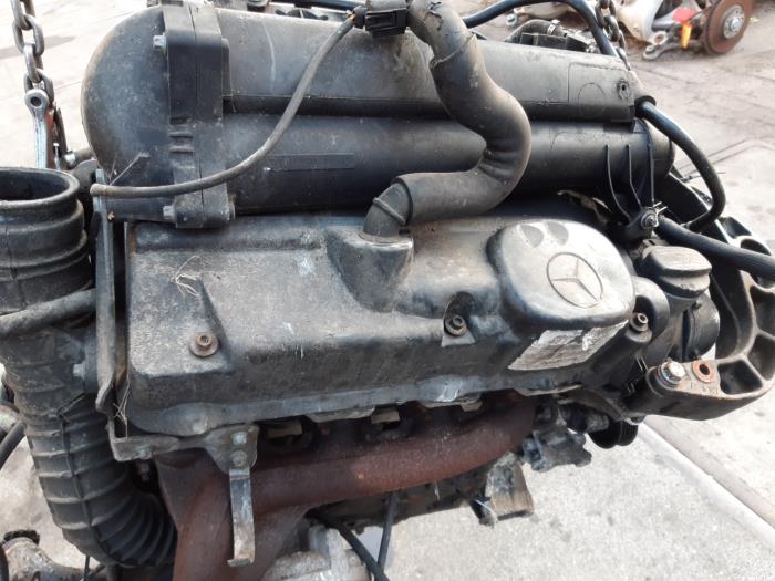 Engine Mercedes Vito 2.2 CDI 110 16V - 61198050781160 611980