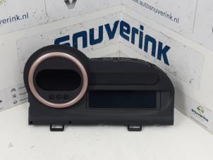 Usagé Instrument de bord Renault Twingo II (CN) 1.2 16V LEV Prix € 75,00 Règlement à la marge proposé par Snuverink Autodemontage