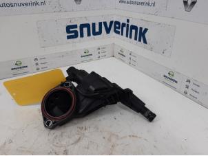 Used Thermostat housing Renault Clio IV (5R) 0.9 Energy TCE 90 12V Price on request offered by Snuverink Autodemontage