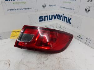 Używane Tylne swiatlo pozycyjne prawe Renault Clio IV (5R) 0.9 Energy TCE 90 12V Cena € 35,00 Procedura marży oferowane przez Snuverink Autodemontage