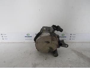Usados Bomba de vacío de servofreno Citroen Jumpy (G9) 2.0 HDiF 16V 125 Precio € 60,50 IVA incluido ofrecido por Snuverink Autodemontage
