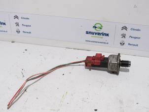 Used Fuel pressure sensor Peugeot 407 SW (6E) 2.0 HDiF 16V Price on request offered by Snuverink Autodemontage