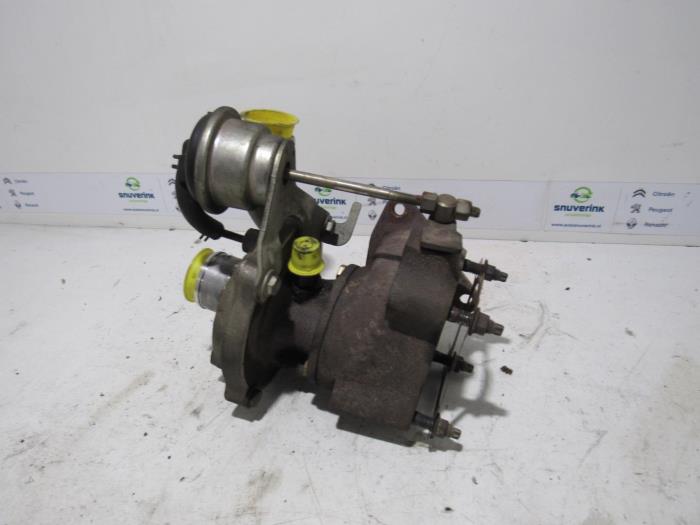 Turbo from a Renault Kangoo Express (FW) 1.5 dCi 70 2010