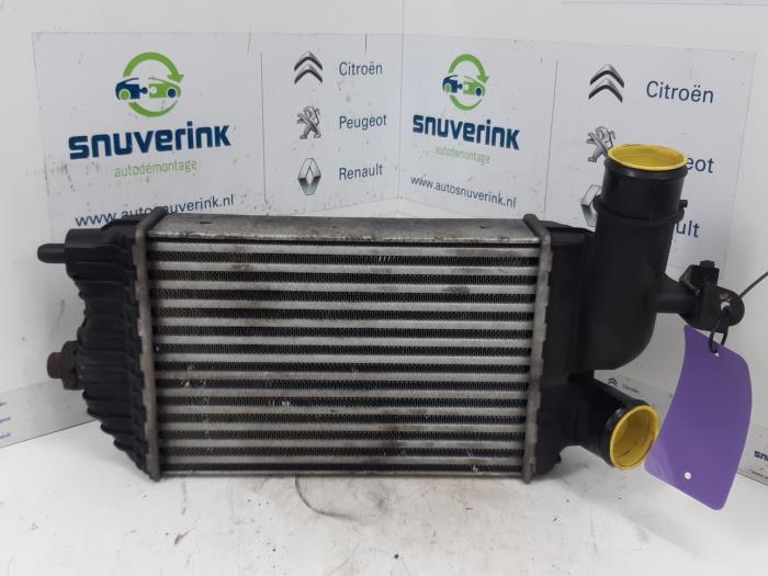 Usados Intercooler Fiat Ducato (243/244/245/247) 2.3 JTD 16V 11 Precio € 33,98 Norma de margen ofrecido por Snuverink Autodemontage