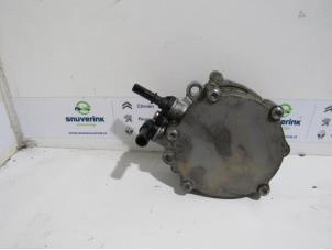 Usados Bomba de vacío (Gasolina) Citroen C4 Picasso (3D/3E) 1.2 12V PureTech 130 Precio € 70,00 Norma de margen ofrecido por Snuverink Autodemontage