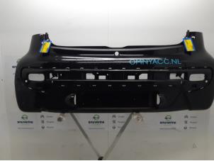 Usagé Pare-chocs arrière Peugeot 107 1.0 12V Prix € 35,00 Règlement à la marge proposé par Snuverink Autodemontage