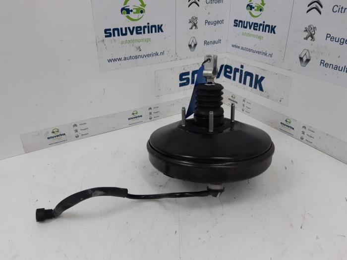 Usagé Servo frein Peugeot 108 1.0 12V Prix € 39,99 Règlement à la marge proposé par Snuverink Autodemontage